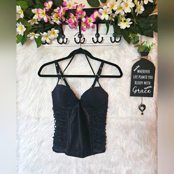 Love by La Senza Push Up Criss Cross Chest Ribbon Detail Corset - Picture 1 of 7